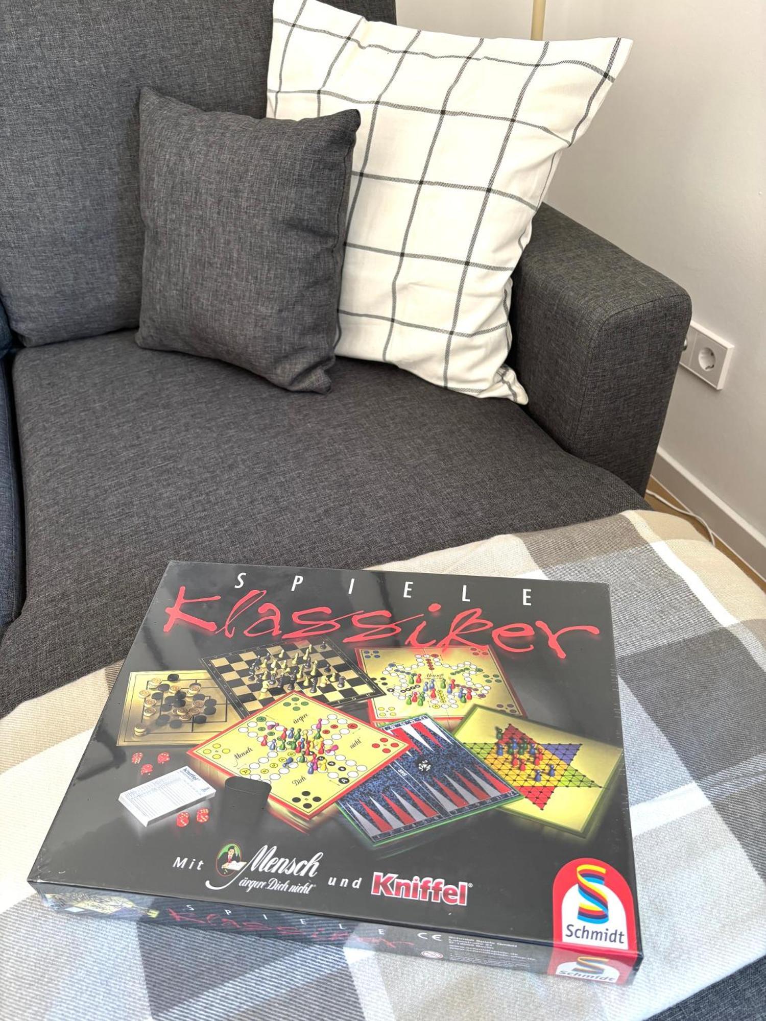 Gesamte Wohnung, Kueche, Parkplatz, Terrasse Бад Белинген Екстериор снимка