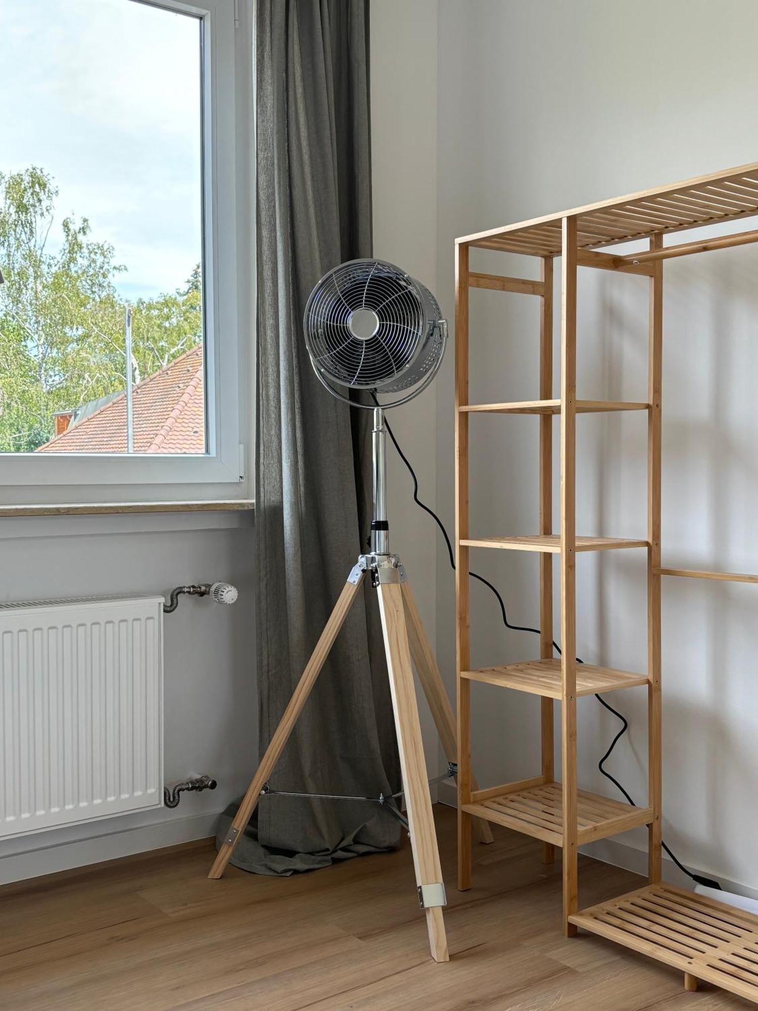 Gesamte Wohnung, Kueche, Parkplatz, Terrasse Бад Белинген Екстериор снимка